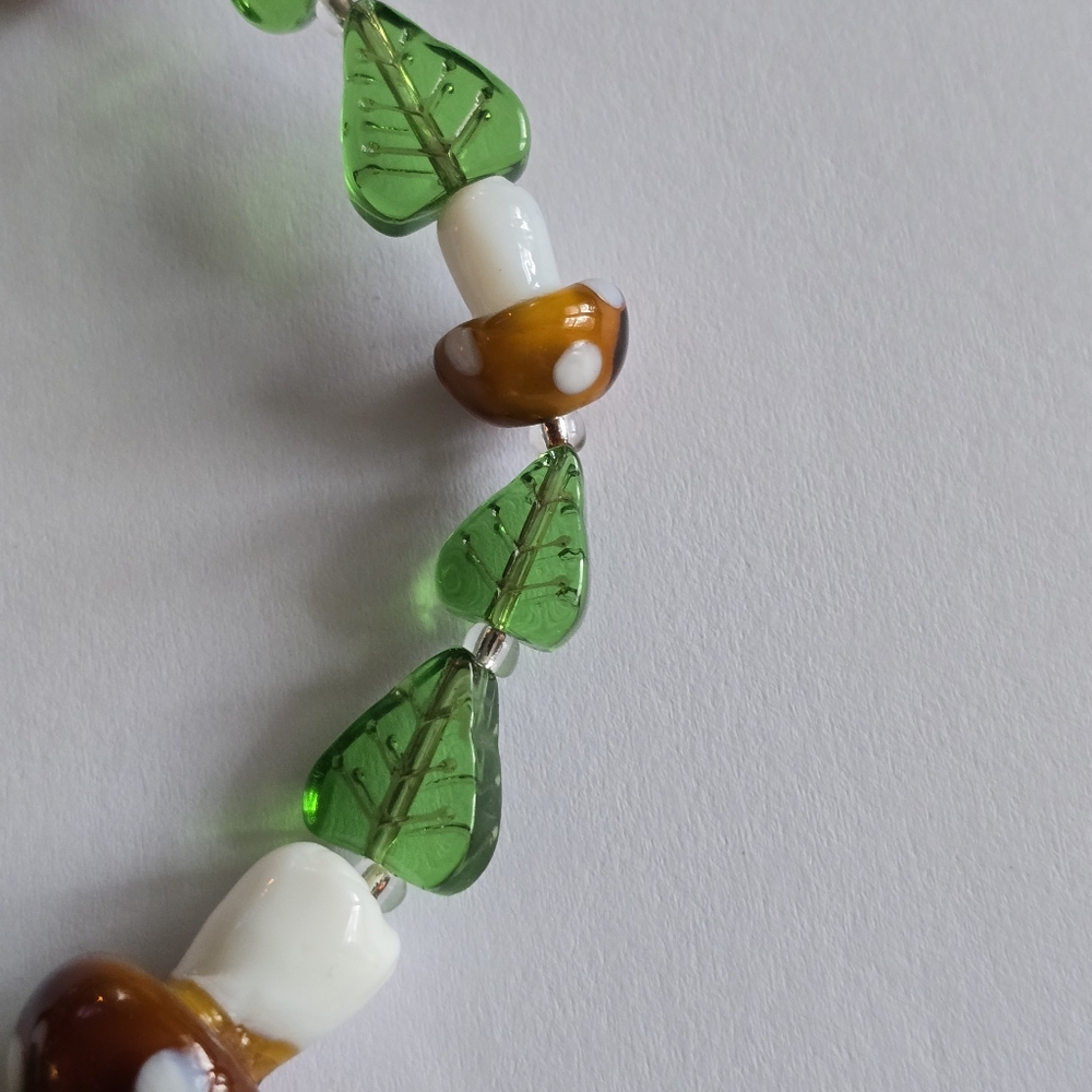 Mushroom bracelet leaves nature goblin fairy goblincore fairycore handmade - Picture 6 of 11